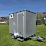 Container als Wohnraum, Badezimmerwagen, Sanitärwagen, Toilette, Dusche