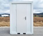 Sanitärcontainer SCEW RAL 9002 Grauweiß | H 2335 x B 1650 x T 1200 mm | Tür einflügelig | mit Warmwasser – Bild 7